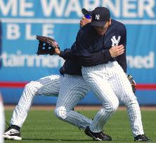 Matsui in catching practice